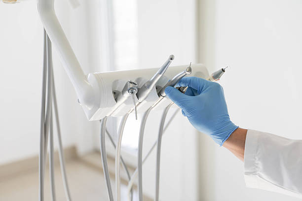 24/7 Emergency Emergency Dentist experts in Liberty Triangle, FL